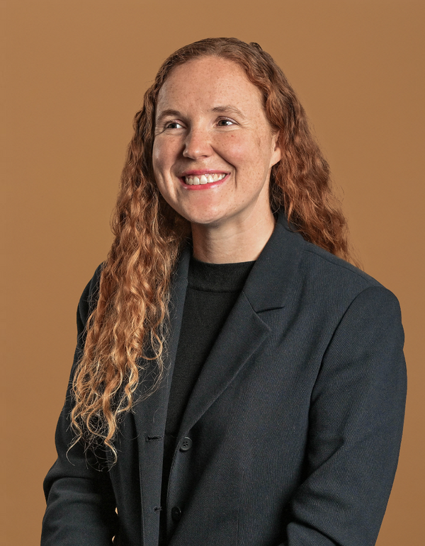 Mellor Olsson Headshot Charlotte v1