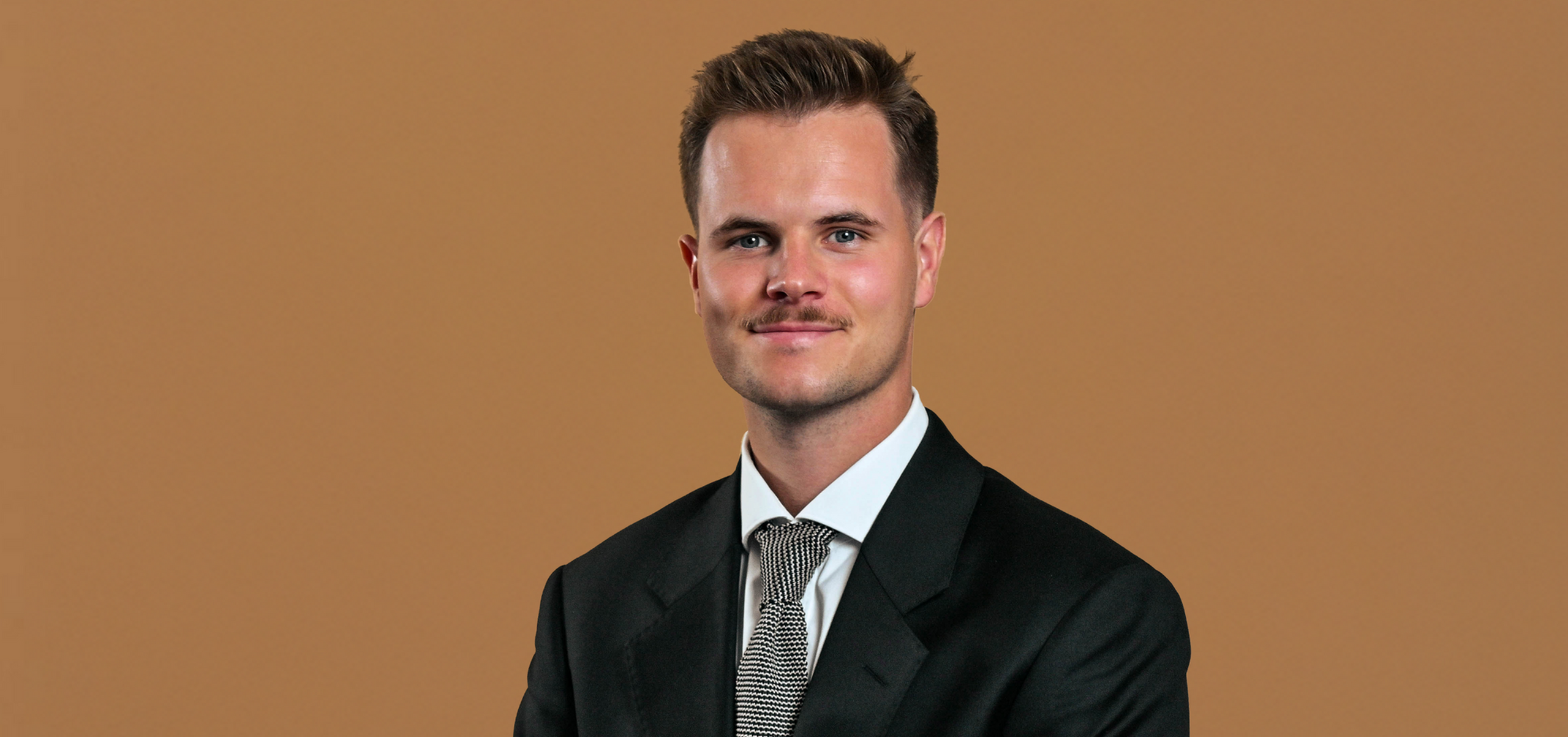 Mellor Olsson Headshot Zach Marshall